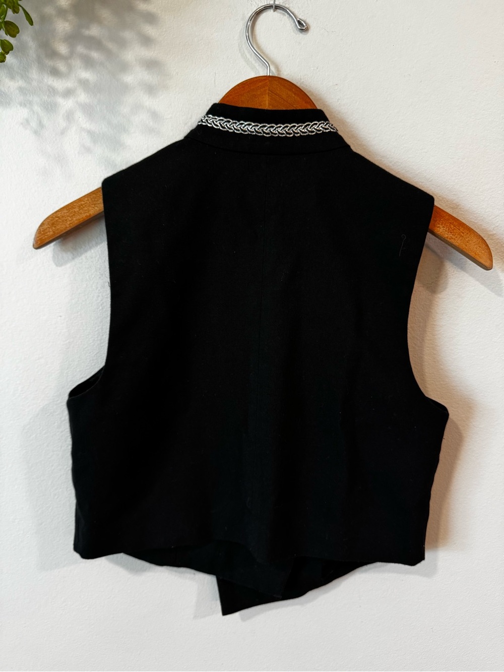 GO International Black Vest with Silver details Size Small - Picture 4 of 7